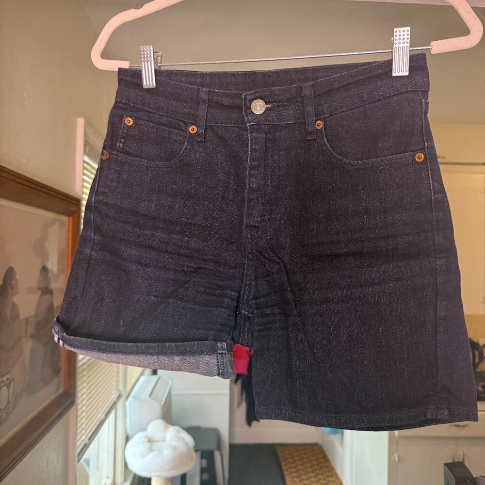 Levi's Commuter shorts with reflective roll up